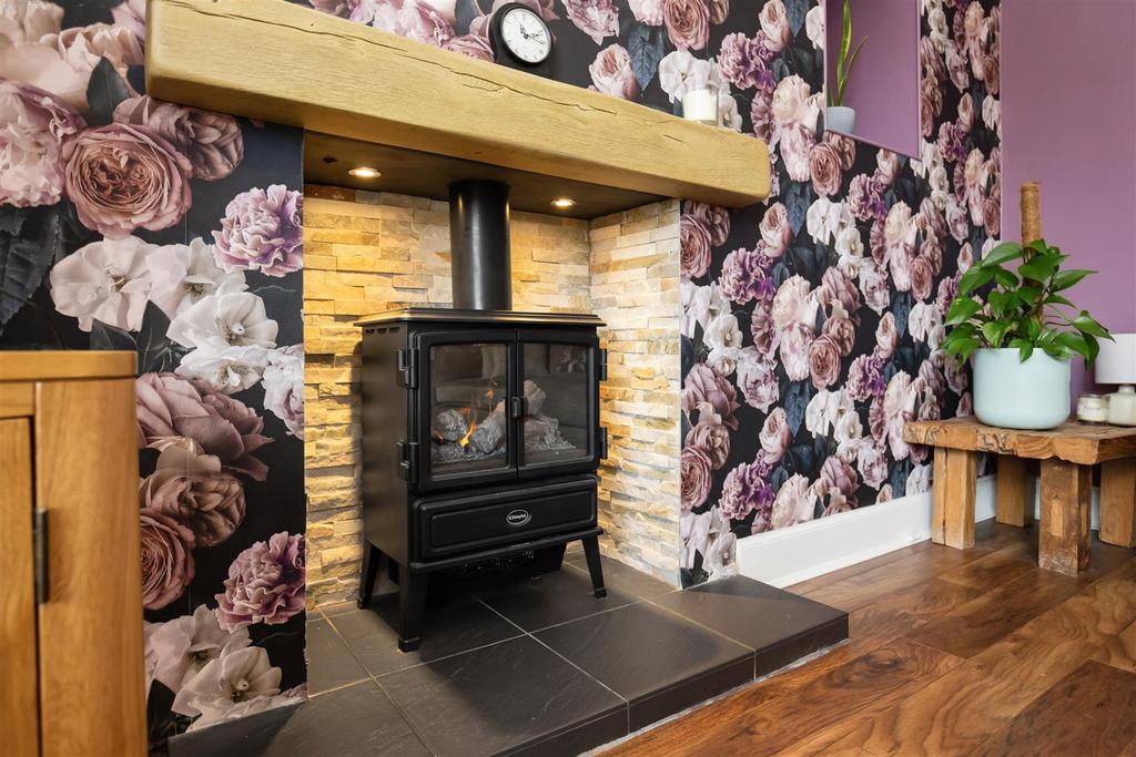 17 Hillfield Crescent 7.jpg