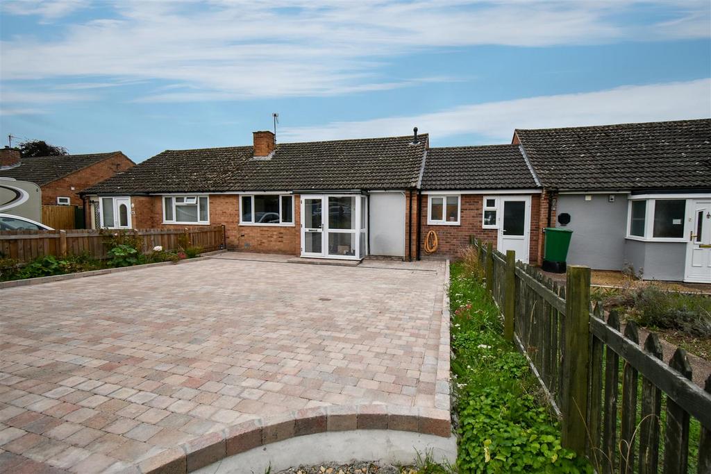 The Mead, Great Cornard 2 bed bungalow for sale £280,000