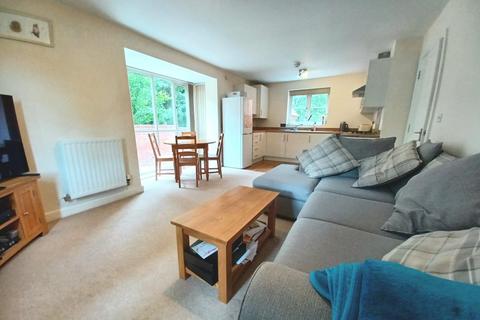 1 Alexandra Close, Dursley, GL11 4GN