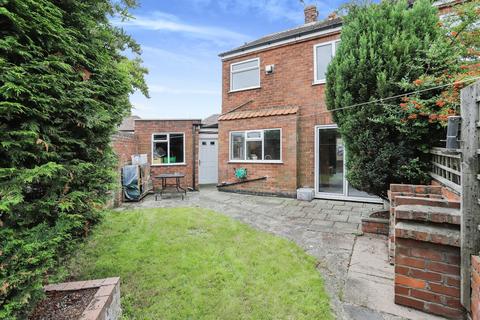 33 Anthea Drive, York, YO31 9DB