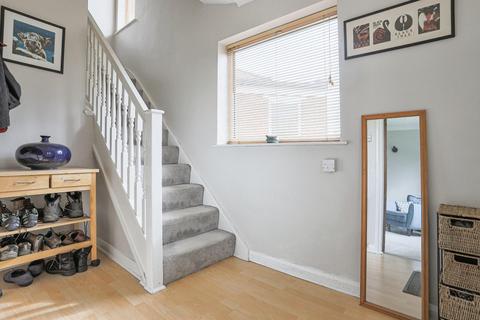33 Anthea Drive, York, YO31 9DB