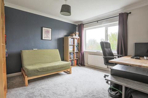 33 Anthea Drive, York, YO31 9DB