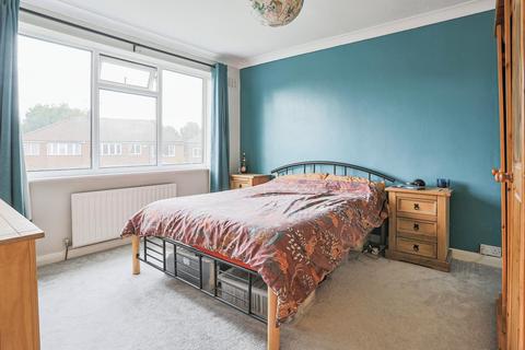 33 Anthea Drive, York, YO31 9DB