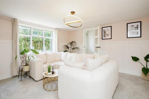 Kineton Eridge Road, Steel Cross, Crowborough, TN6 2SS
