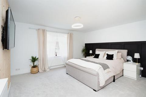 Kineton Eridge Road, Steel Cross, Crowborough, TN6 2SS