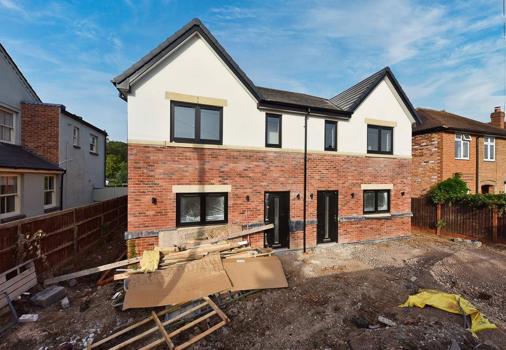 Chesterfield Drive, Burton Joyce... 3 bed semidetached house £395,000