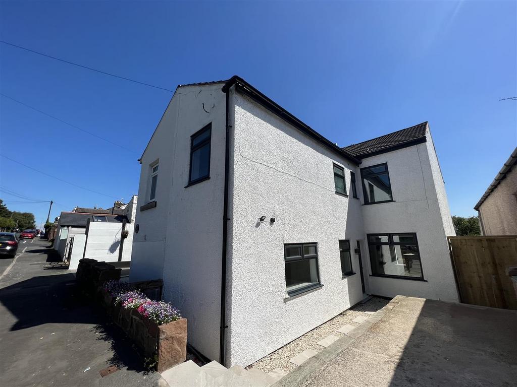 Poll Hill Road, Heswall, Wirral 4 bed semidetached house for sale £