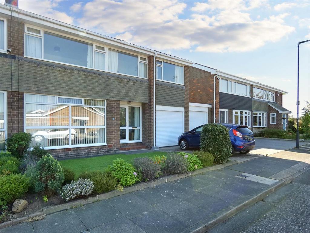 Arcot Drive, Monkseaton 5 bed semidetached house for sale £275,000