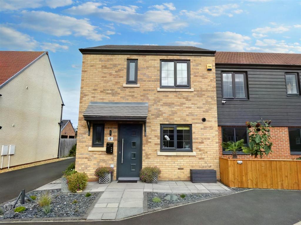 Trevelyan Close, Shiremoor 3 bed semidetached house for sale £249,950
