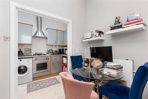 1 bedroom apartment for sale, Manstone Road, London NW2