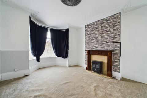 5 bedroom semi-detached house for sale - Trinity Grove, Bridlington