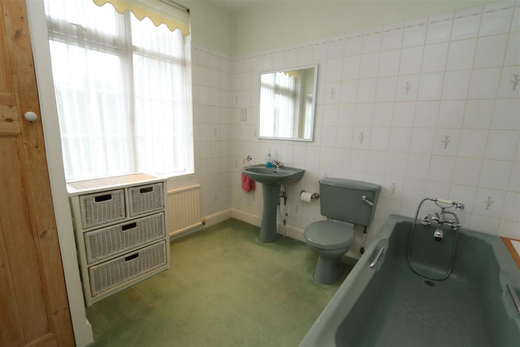 Family bathroom