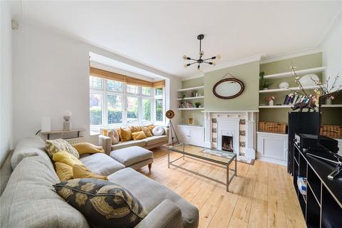 126 Victoria Road, Wood Green, London, N22 7XQ