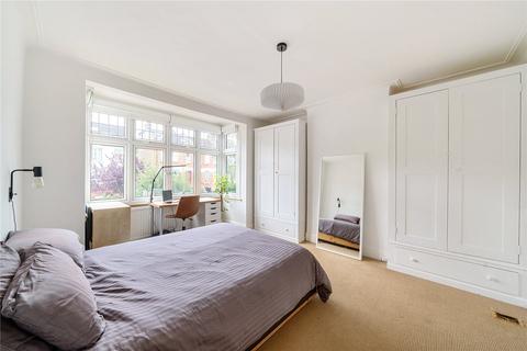 126 Victoria Road, Wood Green, London, N22 7XQ