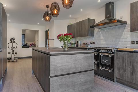 69 Birchtree Avenue, Dogsthorpe, Peterborough, PE1 4HP
