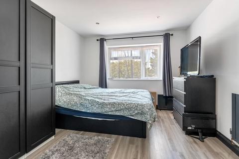69 Birchtree Avenue, Dogsthorpe, Peterborough, PE1 4HP
