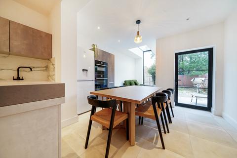 4 bedroom terraced house for sale - Lainson Street, Southfields, SW18