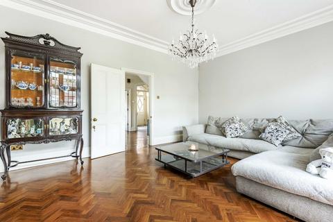 undefined, Chandos Avenue, Whetstone, London, N20