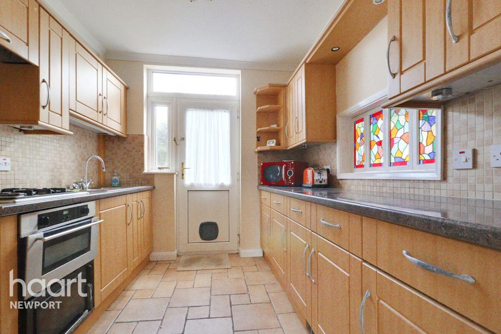 Christchurch Road, Newport 3 bed terraced house for sale £220,000
