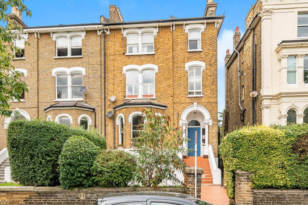 Wickham Road, Brockley 2 bed flat for sale £550,000