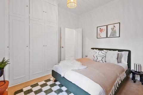 undefined, Claxton Grove, W6