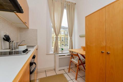 Studio to rent, Penywern Road, Earls Court, London SW5