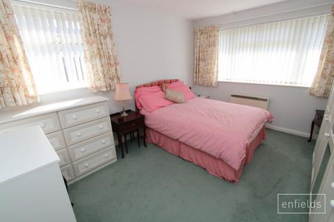 2 bedroom detached bungalow for sale, Southampton SO18