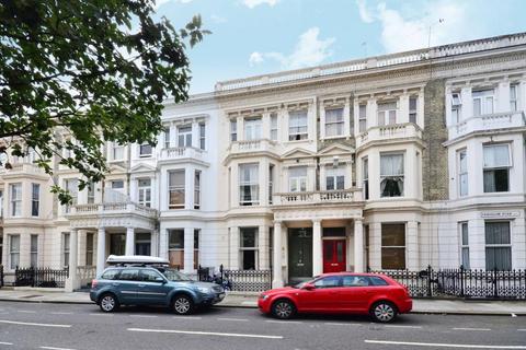 Studio to rent, Fairholme Road, West Kensington, London W14