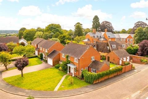 4 bedroom detached house for sale, Hall Close, Maids Moreton, Buckinghamshire, MK18