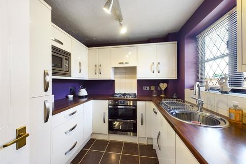 10 Bonner Walk, Grays, RM16 6PW