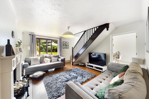 10 Bonner Walk, Grays, RM16 6PW