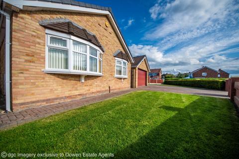 2 bedroom bungalow for sale - Queensland Road, Hartlepool