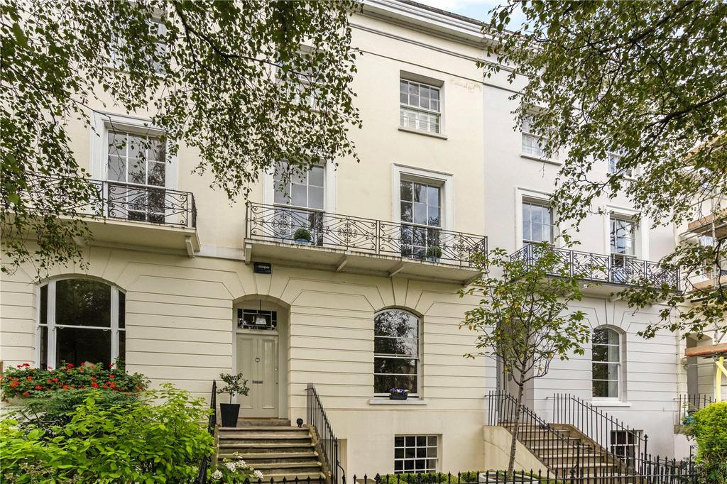 Clarence Square, Cheltenham, Gloucestershire, GL50 5 bed terraced house for sale £1,325,000