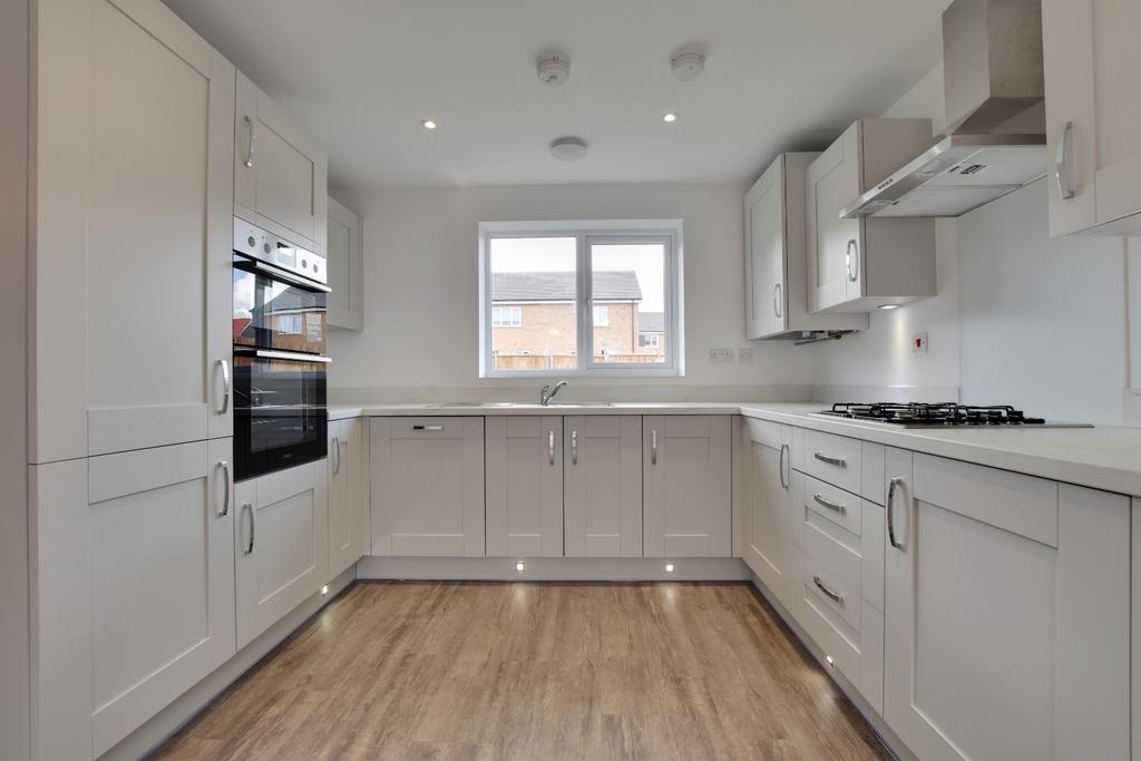 Boulton Road, Maldon 3 bed detached house for sale £415,000