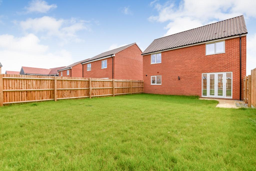 Boulton Road, Maldon 3 bed detached house for sale £415,000