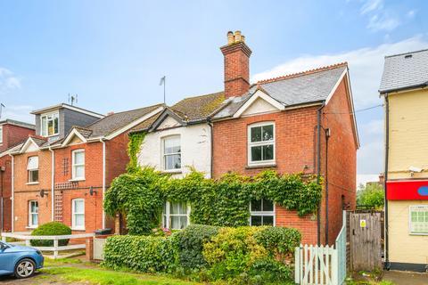 3 bedroom semi-detached house for sale - Alfold Road, Cranleigh, GU6
