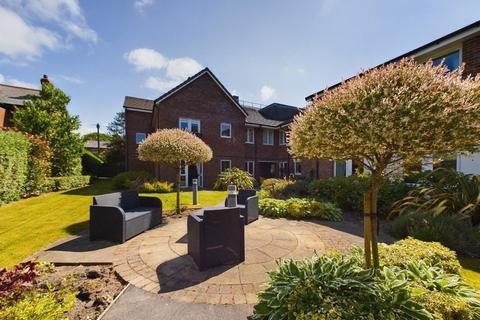 2 bedroom flat for sale, Coronation Court, County Road, Ormskirk, Lancashire