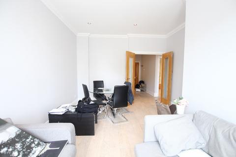 1 bedroom flat to rent, Whitehouse Apartments,  Belvedere Road, London