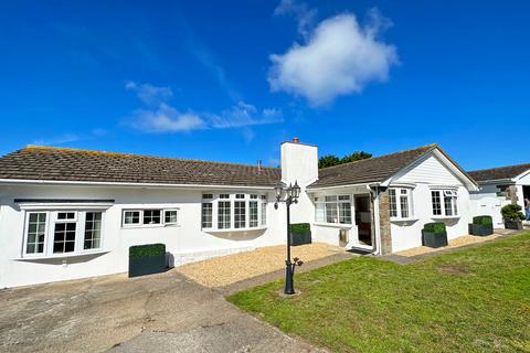 4 bedroom detached bungalow for sale, Rue De Longis, Alderney GY9