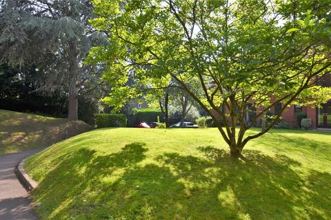 1 bedroom apartment for sale, London Road, Uckfield, East Sussex, TN22