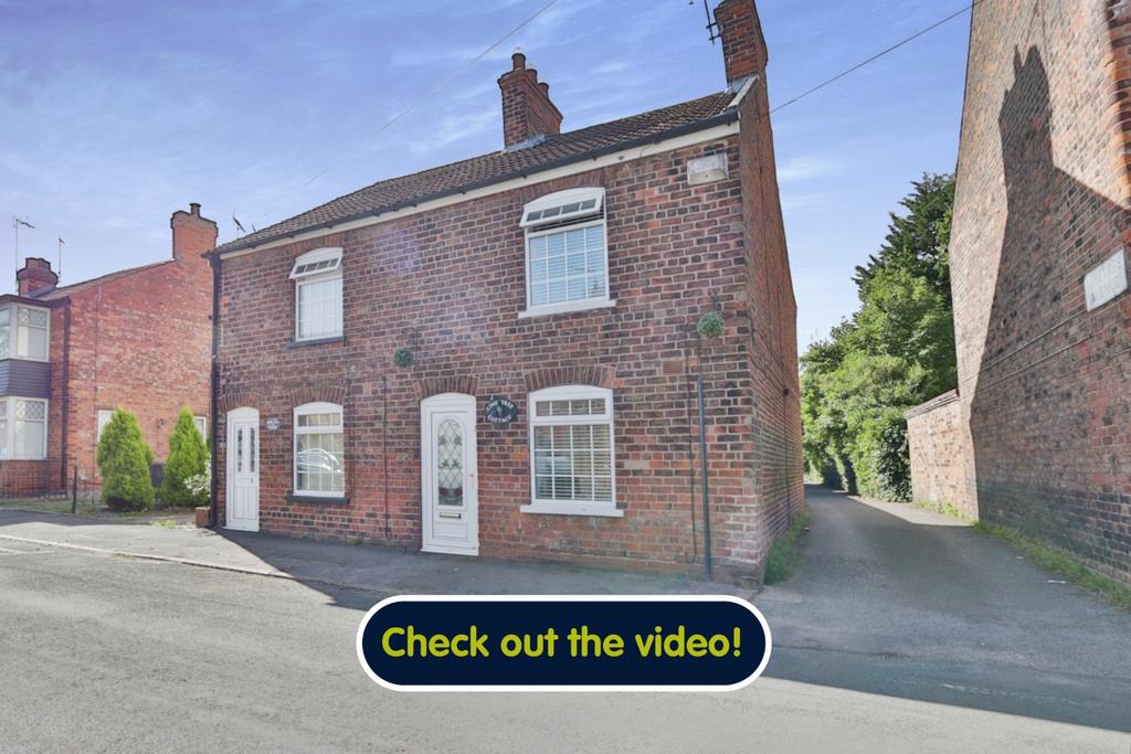 Watson Street, SuttonOnHull, Hull, 2 bed semidetached house £