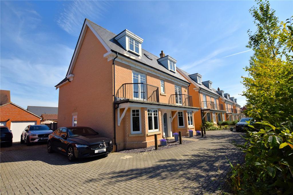 Spartan Close, Great Horkesley, Colchester, Essex, CO6 5 bed detached