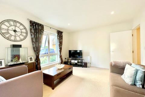 2 bedroom apartment to rent, Gweal Avenue, Reading, Berkshire, RG2