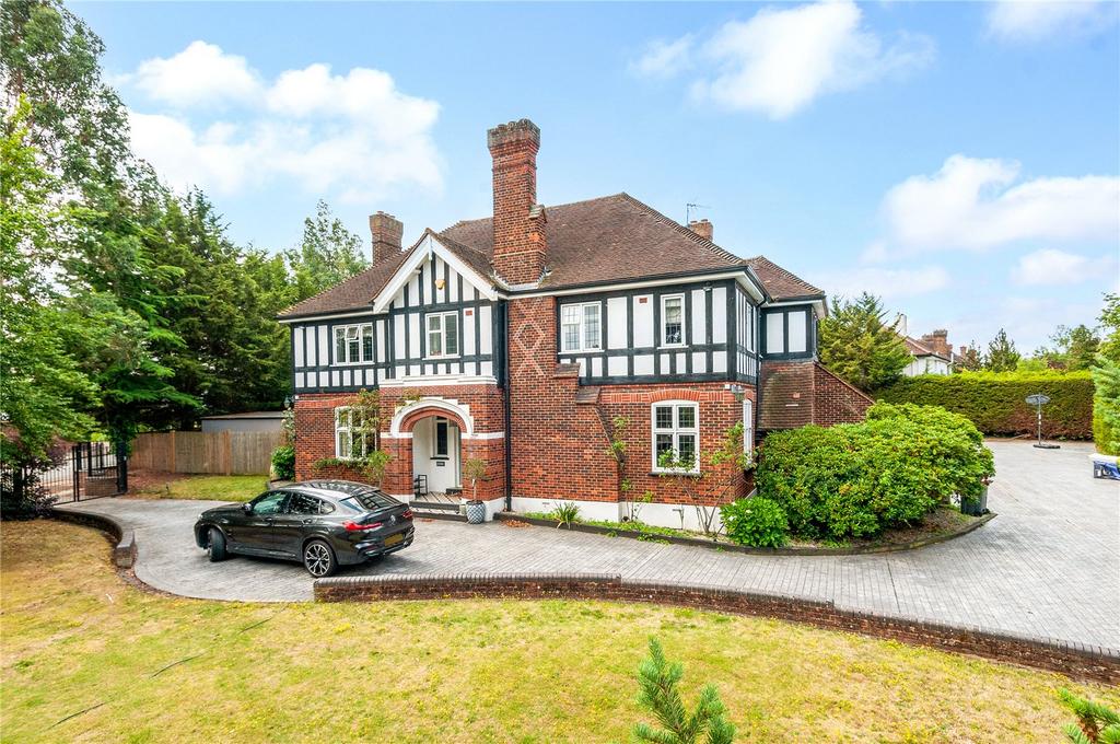 Stone Road, Bromley, BR2 5 bed detached house - £2,000,000