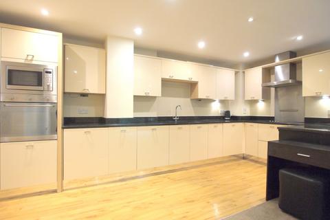 2 bedroom apartment for sale, London Road,  Sevenoaks  TN13