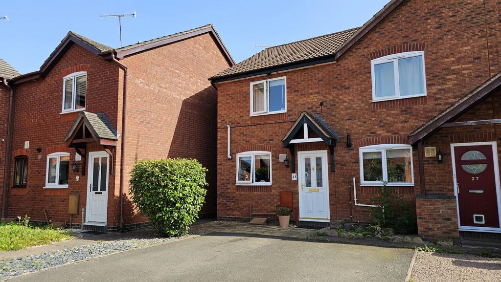 Berkeley Hunderton, Warndon Villages. WR4 0QL 2 bed end of terrace