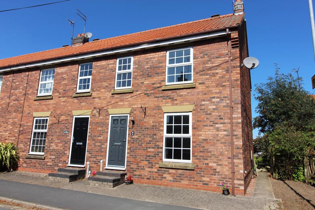 Main street, Cherry Burton, HU17 7RF 3 bed end of terrace house for sale £230,000