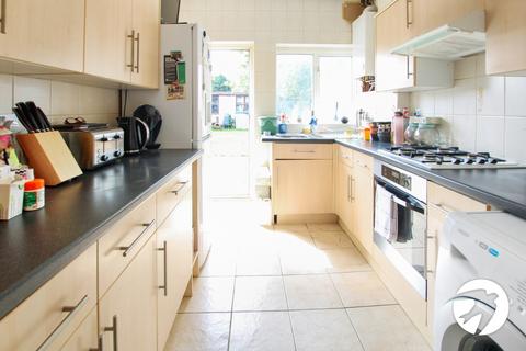 880 Sidcup Road, London, SE9 3PN