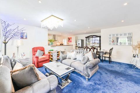 Elm Park Road, Pinner, HA5
