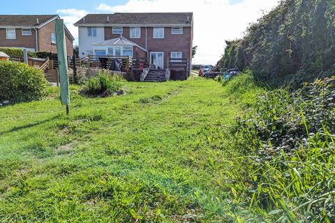 2 bedroom semi-detached house for sale, Maes Llewelyn, Carmarthen, Carmarthenshire.